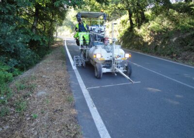 Fotografía de trabajo en Señalización Horizontal